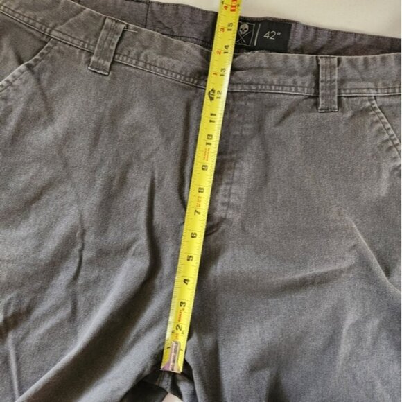 Sullen Gray Flat Front Shorts Skull Mens Size 42 10" Summer - Picture 7 of 8